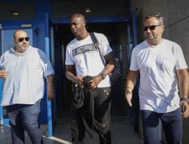 Ολυμπιακός: Στην Ελλάδα ο Γιαγιά Τουρέ για τη μεγάλη επιστροφή στο λιμάνι! (φώτο)